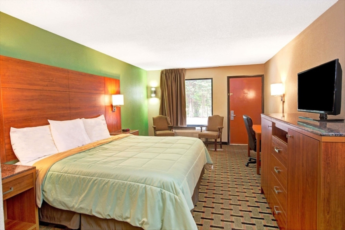 Imagen de la habitación del Hotel Days Inn By Wyndham Conover-hickory. Foto 11