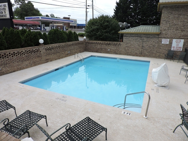 Imagen de los interiores del Hotel Days Inn By Wyndham Conover-hickory. Foto 19