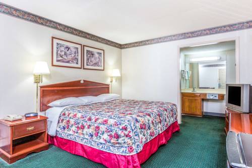 Imagen de la habitación del Hotel Days Inn By Wyndham Cornelia. Foto 9