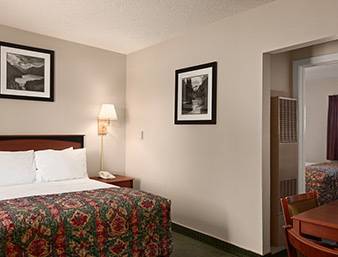 Imagen de la habitación del Hotel Days Inn By Wyndham Cortez. Foto 7