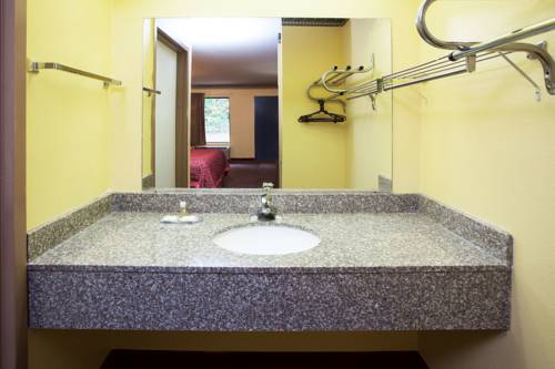 Imagen de la habitación del Hotel Days Inn By Wyndham Covington, Covington. Foto 15