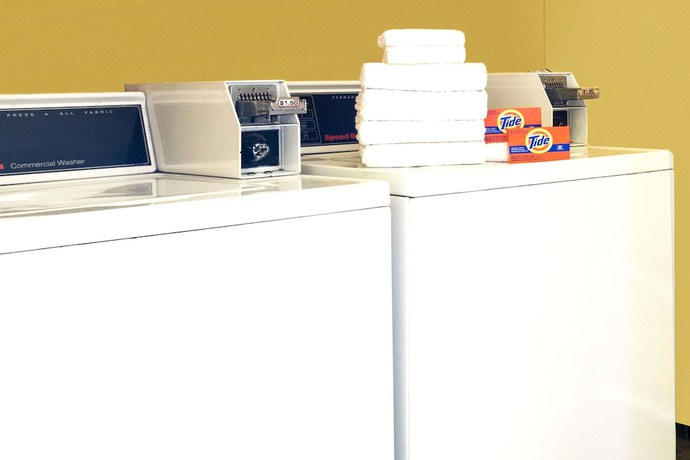 Imagen de los interiores del Hotel Days Inn By Wyndham Crystal River. Foto 18