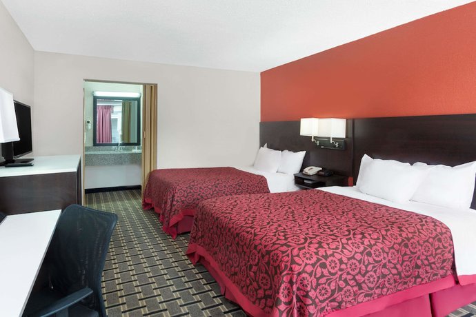 Imagen de la habitación del Hotel Days Inn By Wyndham Cullman. Foto 5