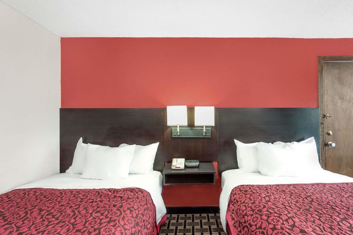 Imagen de la habitación del Hotel Days Inn By Wyndham Cullman. Foto 13