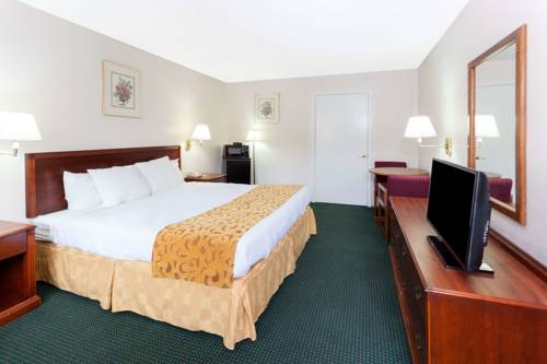 Imagen de la habitación del Hotel Days Inn By Wyndham Dahlonega. Foto 6