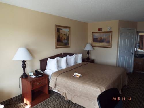 Imagen de la habitación del Hotel Days Inn By Wyndham Dahlonega. Foto 12