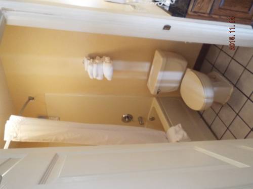 Imagen de la habitación del Hotel Days Inn By Wyndham Dahlonega. Foto 13