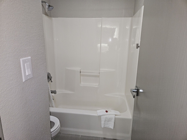 Imagen de la habitación del Hotel Days Inn By Wyndham Davenport. Foto 7