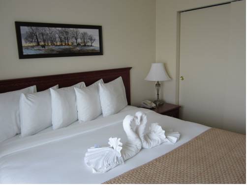 Imagen de la habitación del Hotel Days Inn By Wyndham Dawson Creek. Foto 11