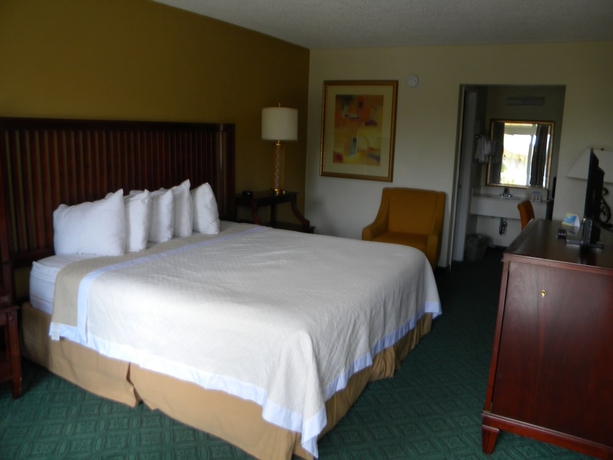 Imagen de la habitación del Hotel Days Inn By Wyndham Daytona Beach Speedway. Foto 13