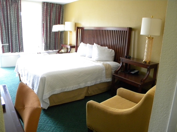 Imagen de la habitación del Hotel Days Inn By Wyndham Daytona Beach Speedway. Foto 15
