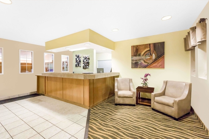 Imagen de los interiores del Hotel Days Inn By Wyndham Des Moines Merle Hay. Foto 16