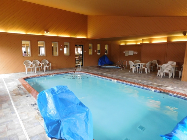 Imagen de la piscina del Hotel Days Inn By Wyndham Des Moines Merle Hay. Foto 19