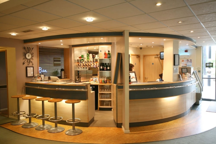 Imagen del bar/restaurante del Hotel Days Inn By Wyndham Donington A50. Foto 2
