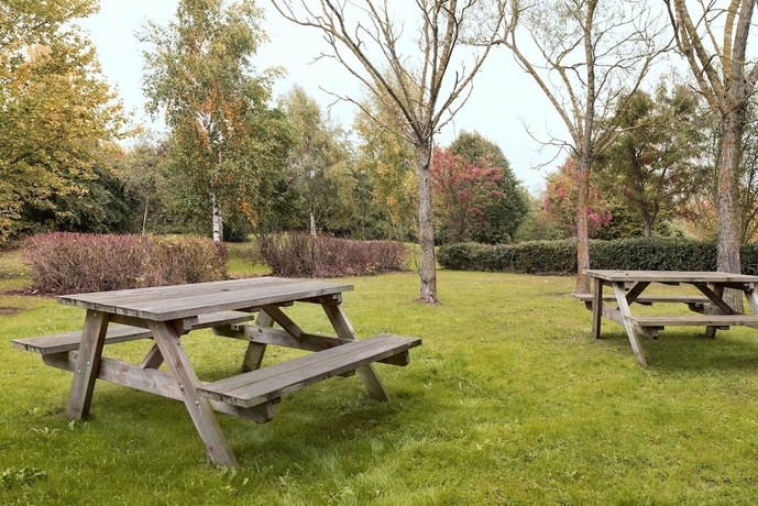 Imagen de los exteriores del Hotel Days Inn By Wyndham Donington A50. Foto 15