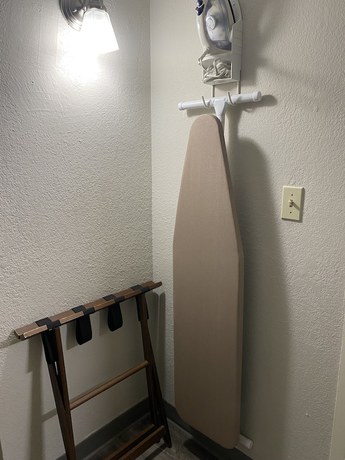 Imagen de la habitación del Hotel Days Inn By Wyndham Dothan. Foto 7