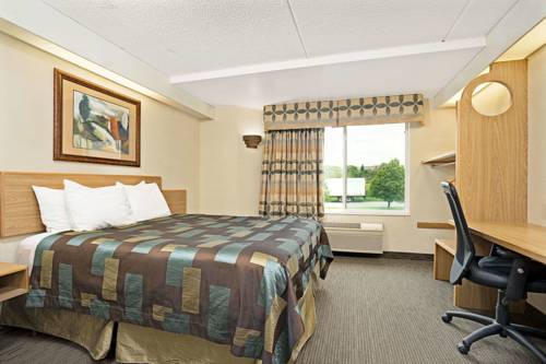 Imagen de la habitación del Hotel Days Inn By Wyndham Eagan Minnesota Near Mall Of America. Foto 2