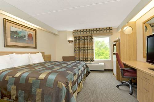 Imagen de la habitación del Hotel Days Inn By Wyndham Eagan Minnesota Near Mall Of America. Foto 3