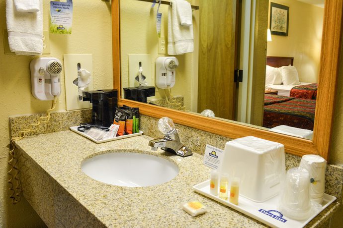 Imagen de la habitación del Hotel Days Inn By Wyndham Easley West Of Greenville/clem. Foto 7