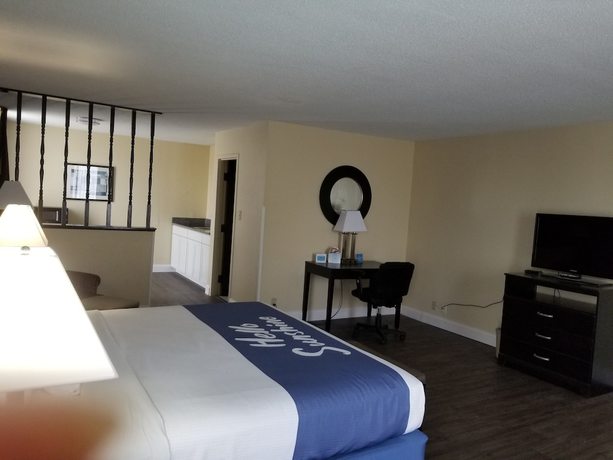 Imagen de la habitación del Hotel Days Inn By Wyndham Easley West Of Greenville/clem. Foto 15