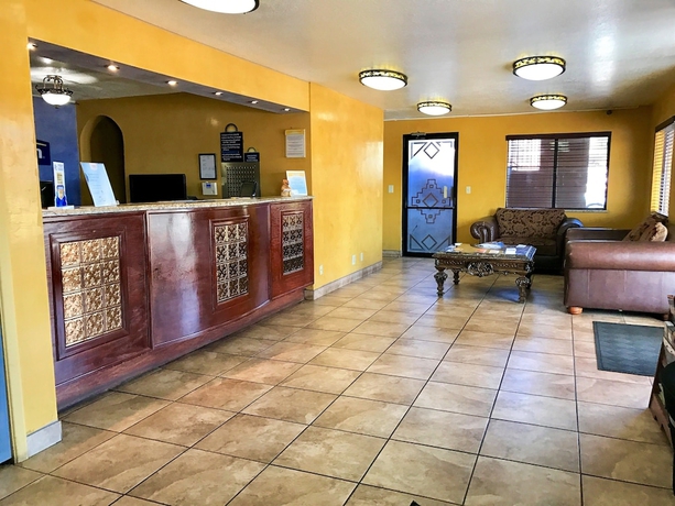 Imagen de los interiores del Hotel Days Inn By Wyndham East Albuquerque. Foto 17