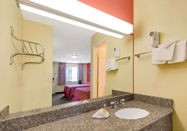 Imagen de la habitación del Hotel Days Inn By Wyndham East Albuquerque. Foto 15