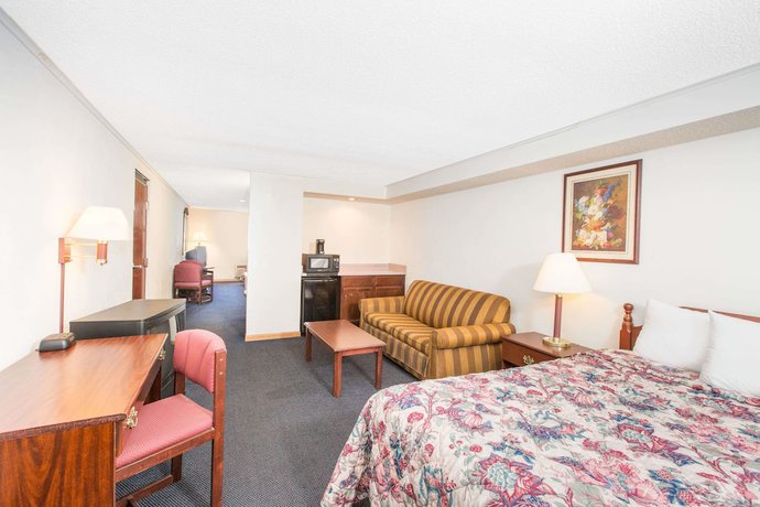 Imagen de la habitación del Hotel Days Inn By Wyndham Effingham. Foto 13