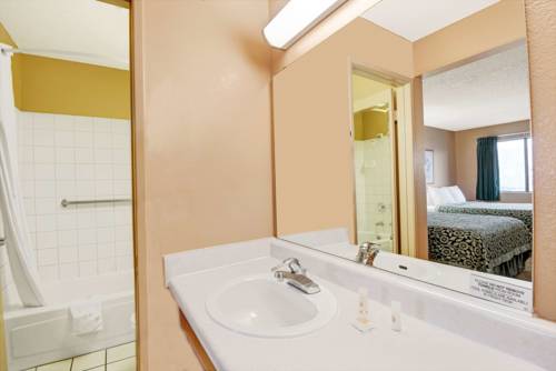 Imagen de la habitación del Hotel Days Inn By Wyndham El Paso Airport East. Foto 6