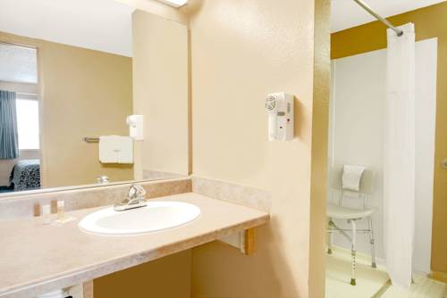 Imagen de la habitación del Hotel Days Inn By Wyndham El Paso Airport East. Foto 7