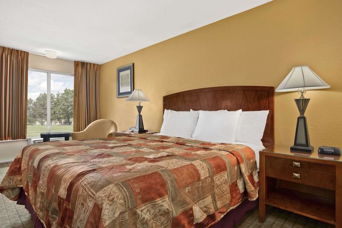 Imagen de la habitación del Hotel Days Inn By Wyndham Emporia. Foto 2