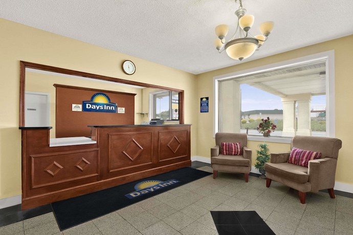 Imagen de los interiores del Hotel Days Inn By Wyndham Emporia. Foto 6