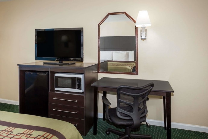 Imagen de la habitación del Hotel Days Inn By Wyndham Enterprise. Foto 5