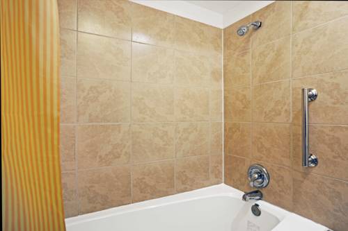 Imagen de la habitación del Hotel Days Inn By Wyndham Everett. Foto 11