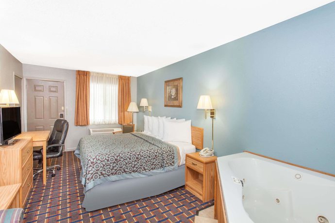 Imagen de la habitación del Hotel Days Inn By Wyndham Farmer City. Foto 6