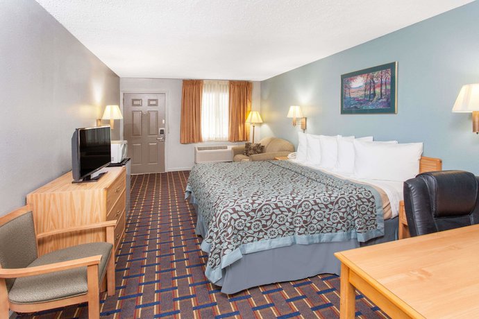 Imagen de la habitación del Hotel Days Inn By Wyndham Farmer City. Foto 9