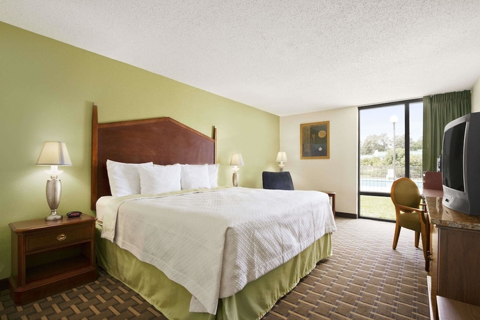 Imagen de la habitación del Hotel Days Inn By Wyndham Fayetteville-south/i-95 Exit 49. Foto 4