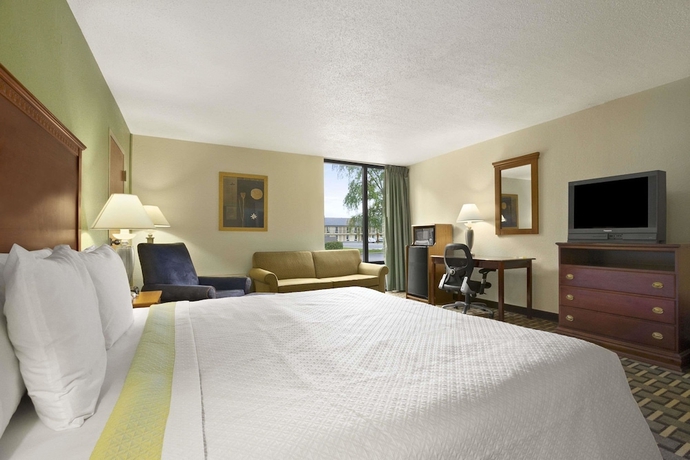 Imagen de la habitación del Hotel Days Inn By Wyndham Fayetteville-south/i-95 Exit 49. Foto 11