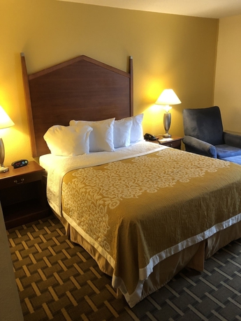 Imagen de la habitación del Hotel Days Inn By Wyndham Fayetteville-south/i-95 Exit 49. Foto 16