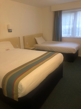 Imagen de la habitación del Hotel Days Inn By Wyndham Fleet M3. Foto 11