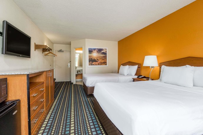 Imagen de la habitación del Hotel Days Inn By Wyndham Florence Cincinnati Area. Foto 7