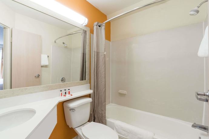 Imagen de la habitación del Hotel Days Inn By Wyndham Florence Cincinnati Area. Foto 10