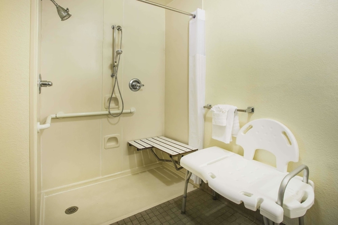 Imagen de la habitación del Hotel Days Inn By Wyndham Florence Near Civic Center. Foto 8