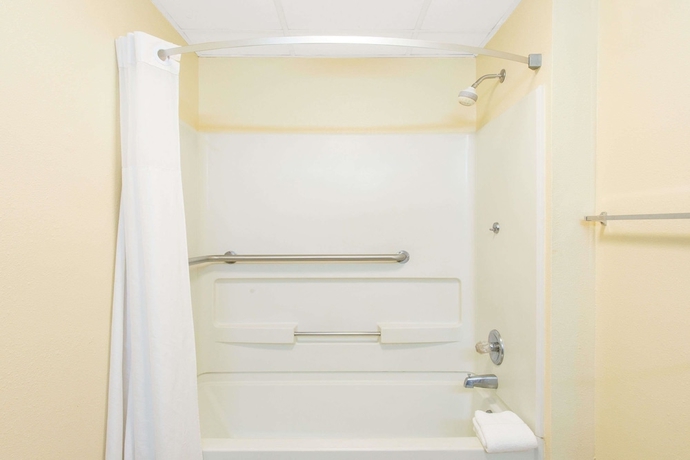 Imagen de la habitación del Hotel Days Inn By Wyndham Florence/i-95 North, Florence. Foto 7