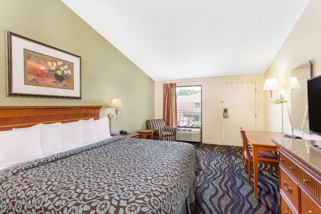 Imagen de la habitación del Hotel Days Inn By Wyndham Florence/i-95 North, Florence. Foto 8