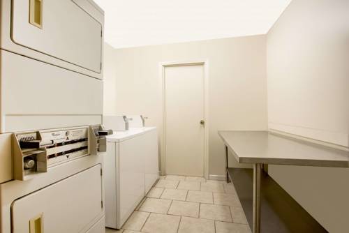 Imagen de la habitación del Hotel Days Inn By Wyndham Forsyth. Foto 6