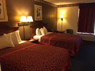 Imagen de la habitación del Hotel Days Inn By Wyndham Forsyth. Foto 10