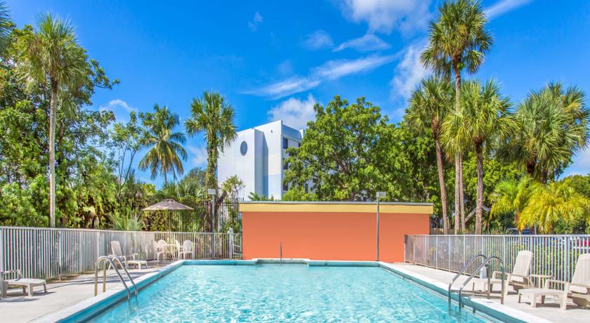 Imagen general del Hotel Days Inn By Wyndham Fort Lauderdale Airport Cruise Port. Foto 2