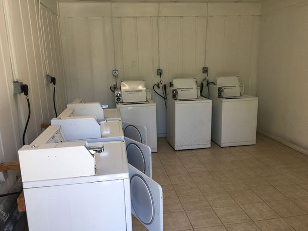 Imagen de los interiores del Hotel Days Inn By Wyndham Fort Pierce Midtown. Foto 17