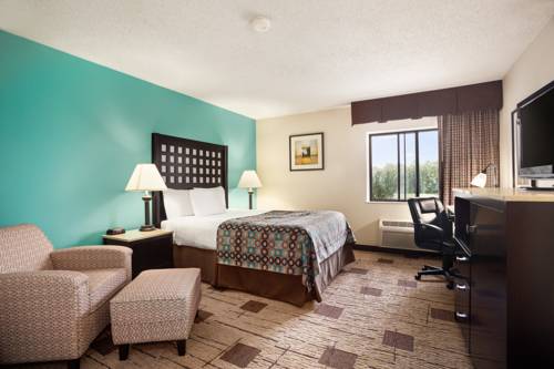 Imagen de la habitación del Hotel Days Inn By Wyndham Fort Smith. Foto 8