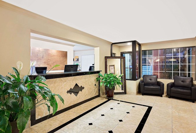 Imagen de los interiores del Hotel Days Inn By Wyndham Fort Walton Beach. Foto 20